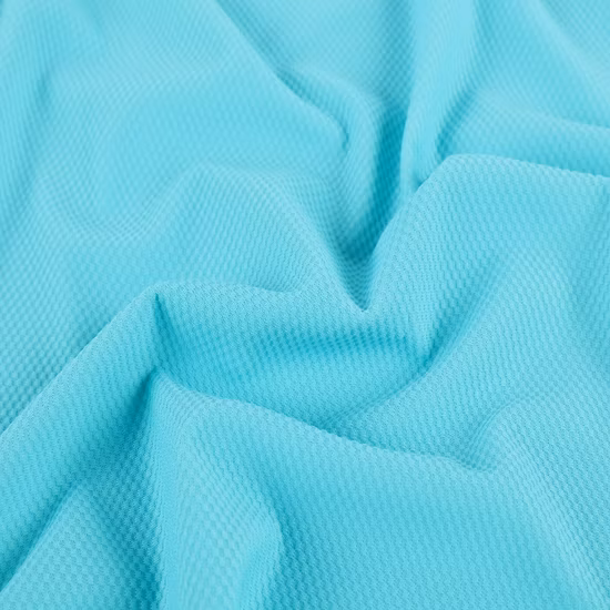 Polyester/Nylon/Spandex, recycelter, gewebter Outdoor-Druck, elastischer, digital bedruckter Jacquard-Bekleidungsstoff für Mäntel, Daunenjacken